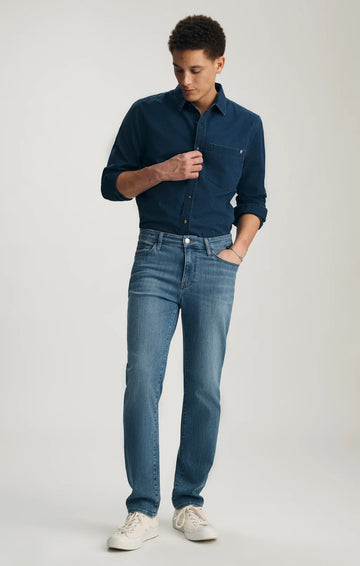 STEVE ATHLETIC FIT 082526