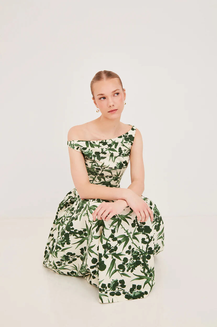 green toile dress ZORA 022126 – PIECE UNIQUE CLOTHING CO fc:ProductLine:DRESS Designed with flattering bias Fashion Nova Luxe XL Leather Color:Red