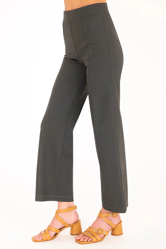 BIXBY CROP LEGGING 042426