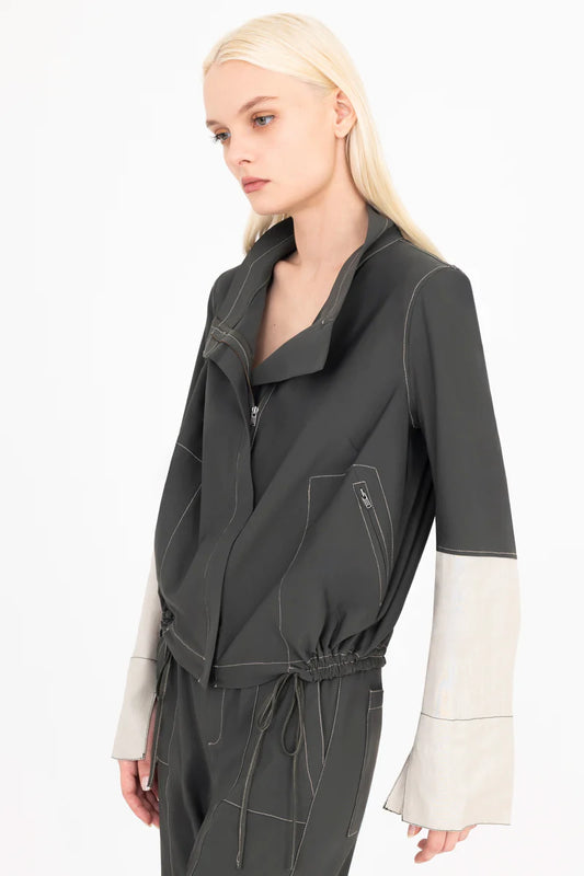 DEMITRIA ZIP JKT 042426