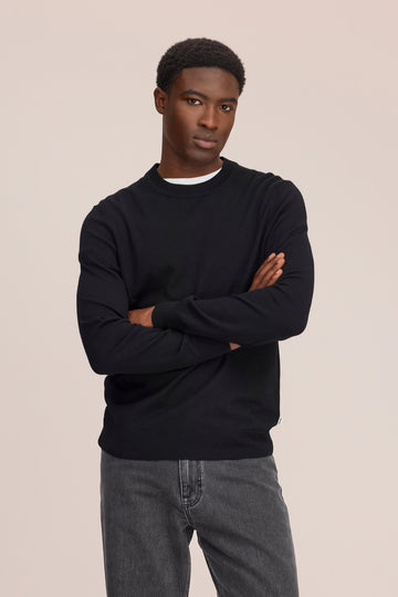 TED LIGHT SWEATER 092426