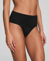 SPANX SUPERSMOOTH THONG