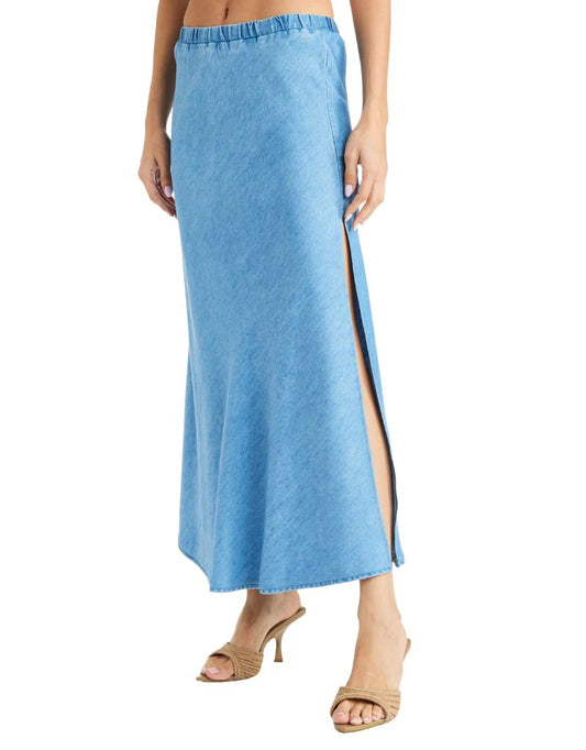 GWEN A CHAMBRAY SKIRT 041326