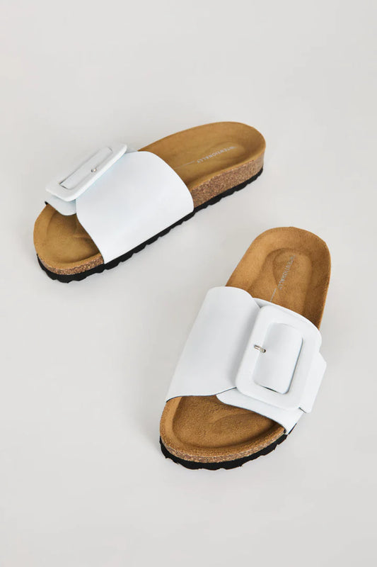 CLARICE SANDAL 032625