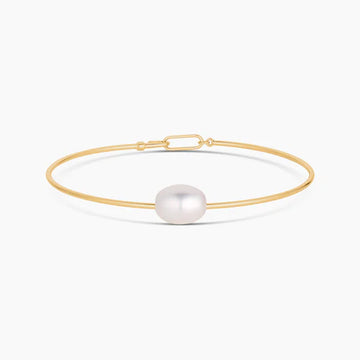 ISLA PEARL BANGLE
