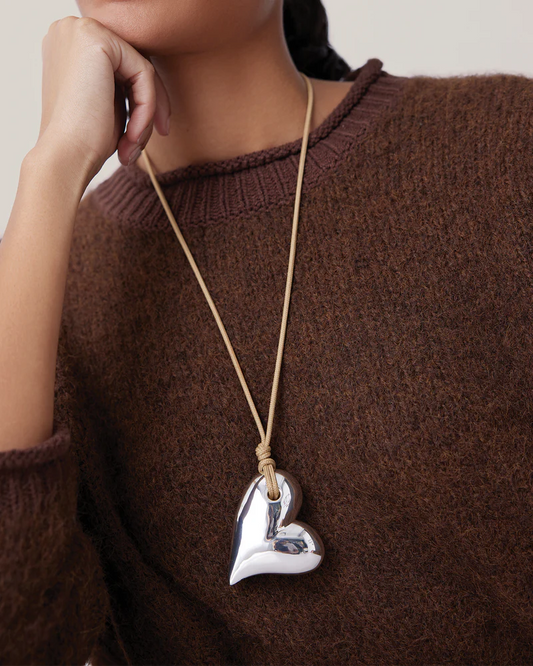 MEGA HEART NECKLACE