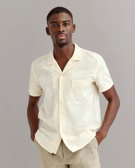 FLORAL JACQUARD SS SHIRT 050725