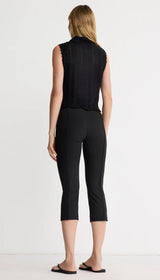 PINTUCK CAPRI 032026