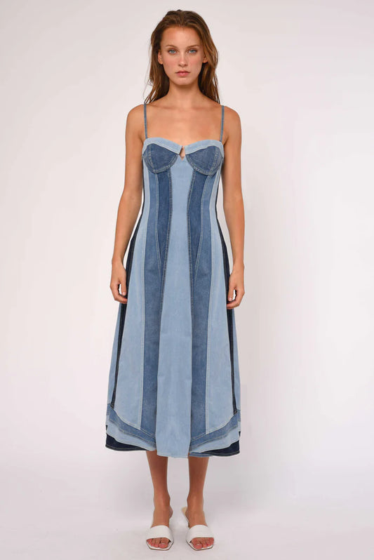 MACKENZIE DENIM DRESS 021026
