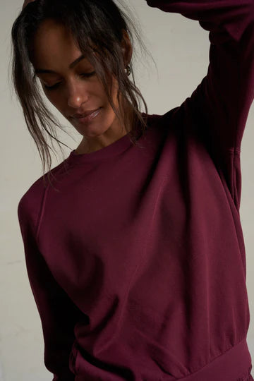 ALEXI RAGLAN CREW SWEATSHIRT 111225