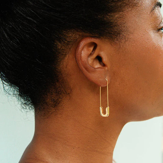 GOLD SAFTY PIN EARRINGS