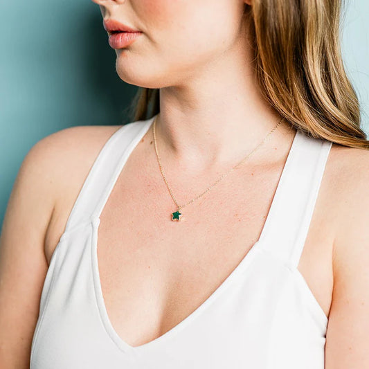 GREEN ONYX STAR NECKLACE
