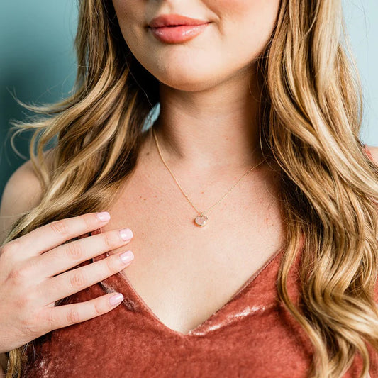 ROSE QUARTZ HEART STONE NECKLACE