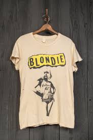 BLONDIE TEA STAIN 032525