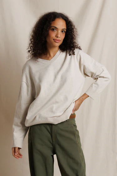 SKYE VNECK SWEATER 072626